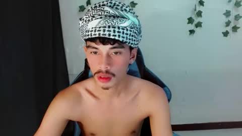 Snapshot of jim_cumxx chatting on September 13, 10:37 am JIMBOY online show from September 13, 10:37 am