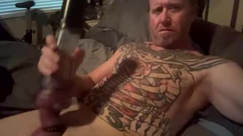 Snapshot of jimboslice4u2 chatting on November 15, 3:19 pm jimboslice4u2 online show from November 15, 3:19 pm