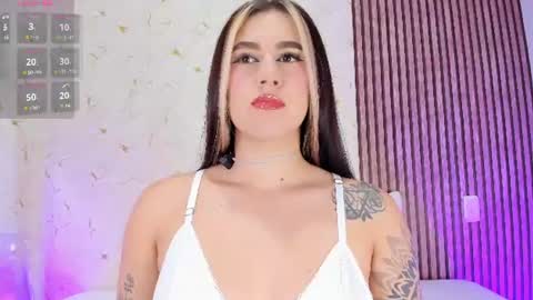 jimenawhite1 online show from July 28, 3:35 am