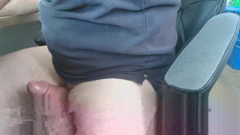 Snapshot of jimkavpooau chatting on November 24, 1:05 am Jimbrownsa online show from November 24, 1:05 am