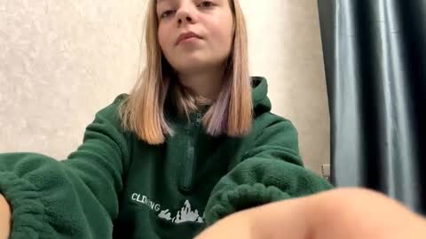 Steff online show from October 15, 4:07 pm