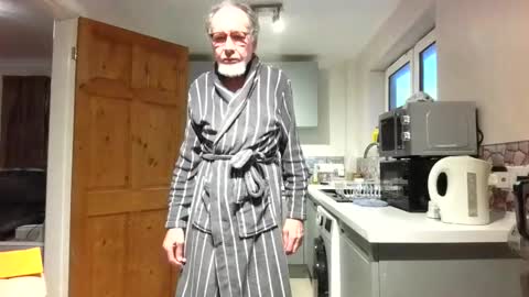 Jimmy Benido online show from February 22, 5:33 pm