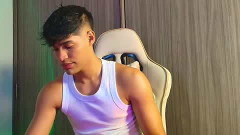 Jimmy Leeh online show from November 16, 3:56 am