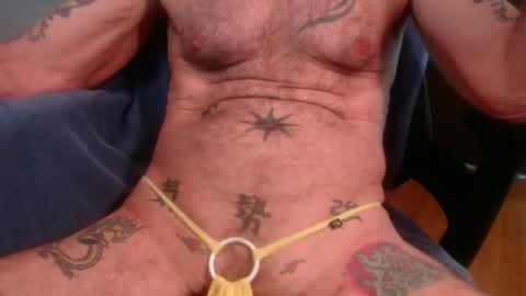 Snapshot of jimshard7x6 chatting on December 1, 9:31 pm cock model bathing suit model online show from December 1, 9:31 pm