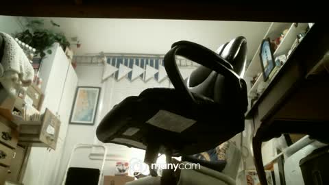 Snapshot of jimsundies chatting on January 5, 4:36 am jimwellhung online show from January 5, 4:36 am