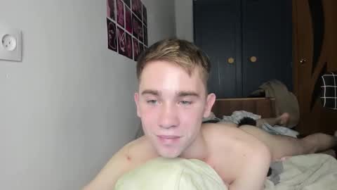 Snapshot of jimyti_bad_boy chatting on December 26, 5:08 pm jimyti_bad_boy online show from December 26, 5:08 pm