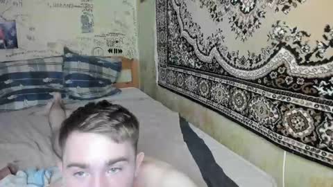 Snapshot of jimyti_bad_boy chatting on January 2, 7:01 am jimyti_bad_boy online show from January 2, 7:01 am
