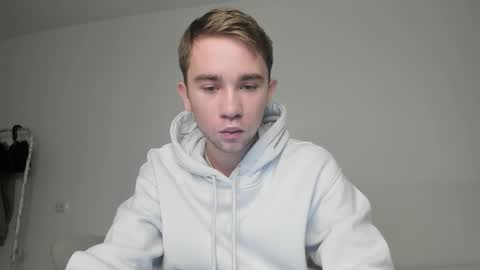 Snapshot of jimyti_bad_boy chatting on January 19, 6:42 am jimyti_bad_boy online show from January 19, 6:42 am