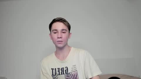 Snapshot of jimyti_bad_boy chatting on January 19, 6:10 pm jimyti_bad_boy online show from January 19, 6:10 pm