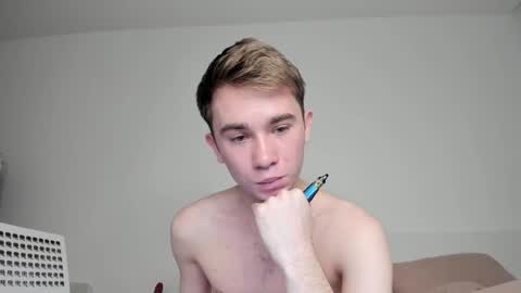 Snapshot of jimyti_bad_boy chatting on January 22, 8:07 am jimyti_bad_boy online show from January 22, 8:07 am