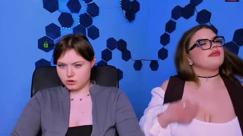 JInny  PVT IS OPEN  online show from December 22, 3:03 am