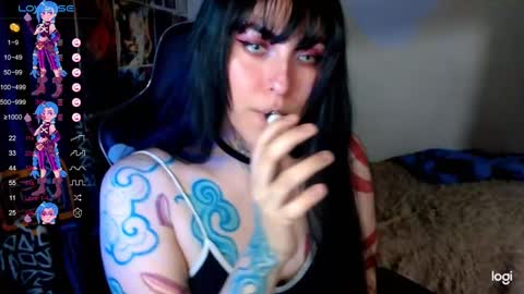 Snapshot of jinx_25 chatting on December 12, 1:10 am Jinx online show from December 12, 1:10 am