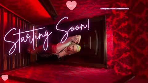 Snapshot of jinxy_loves chatting on December 21, 9:44 pm jinxy loves online show from December 21, 9:44 pm