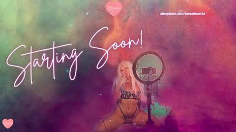 jinxy loves online show from December 22, 10:40 pm