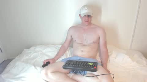 Snapshot of jiort233 chatting on April 5, 6:21 am kevin online show from April 5, 6:21 am