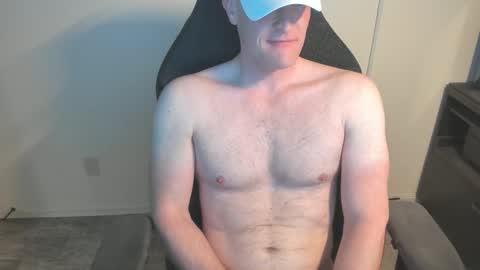 Snapshot of jiort233 chatting on April 12, 10:20 am kevin online show from April 12, 10:20 am