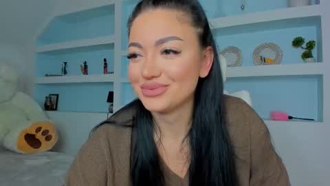 Juliee online show from November 5, 7:58 pm