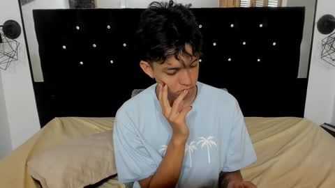 Snapshot of jisus_cat chatting on November 23, 6:46 am Jisus online show from November 23, 6:46 am