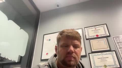 jitzgolfer online show from November 20, 10:59 am