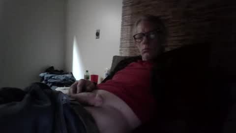 Snapshot of jizzmitten5 chatting on November 2, 6:05 am jizzmitten5 online show from November 2, 6:05 am