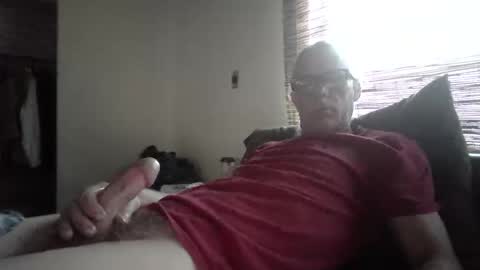 Snapshot of jizzmitten5 chatting on November 14, 1:43 pm jizzmitten5 online show from November 14, 1:43 pm