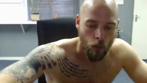 JamesJan van Rebel online show from December 18, 7:15 am