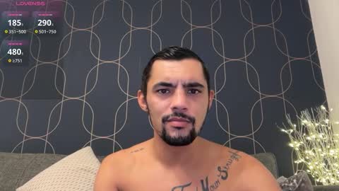 Snapshot of jjaysond chatting on November 25, 6:08 pm Jayson D online show from November 25, 6:08 pm