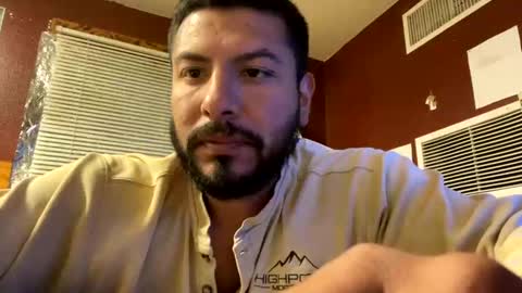 jjuarez5409 online show from February 18, 4:30 am