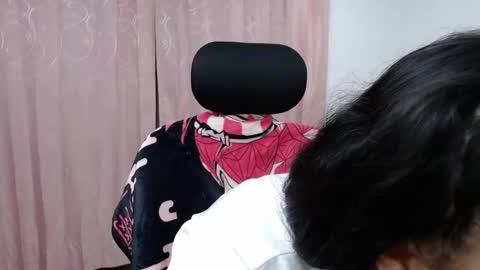 Snapshot of jjulietha95 chatting on February 18, 3:53 am Julieta online show from February 18, 3:53 am