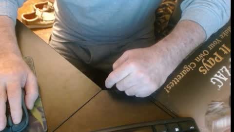 me online show from December 4, 12:58 pm