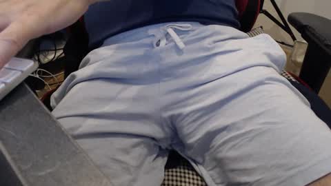 Snapshot of jlouis759 chatting on October 27, 11:47 am jlouis759 online show from October 27, 11:47 am