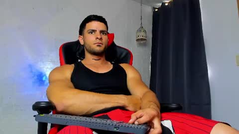 Snapshot of jmortton chatting on July 9, 4:55 pm IGJmortton online show from July 9, 4:55 pm