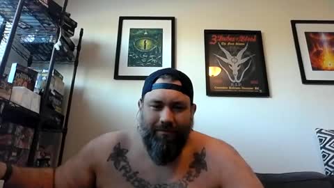jmos20xx online show from July 30, 11:37 pm