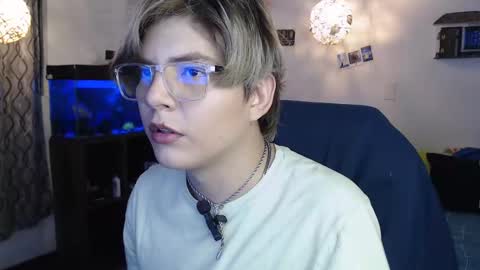 Nick online show from February 14, 1:02 am