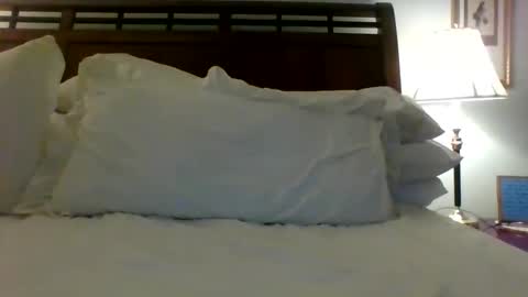 Snapshot of jnpip77 chatting on January 14, 12:43 am jnpip77 online show from January 14, 12:43 am