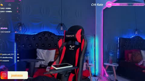 Joa Isaza     online show from December 10, 9:44 am