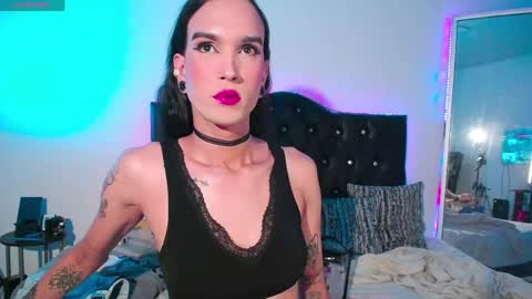 Joa Isaza     online show from March 24, 6:18 am