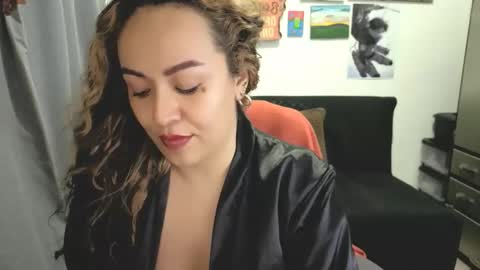 Johana              online show from April 16, 10:01 pm