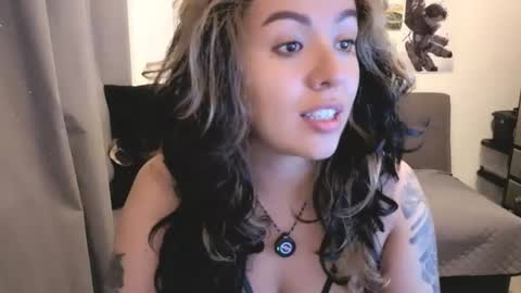 Johana              online show from July 17, 5:18 pm