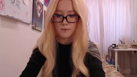 joan_kiss online show from December 20, 9:16 am