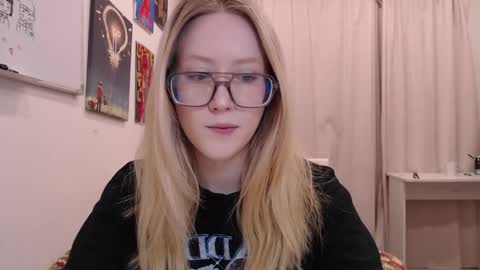 joan_kiss online show from March 30, 5:58 pm