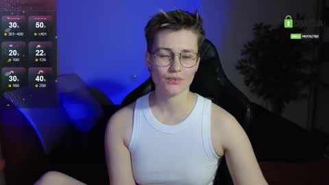 Snapshot of joan_night chatting on November 2, 9:50 pm J online show from November 2, 9:50 pm