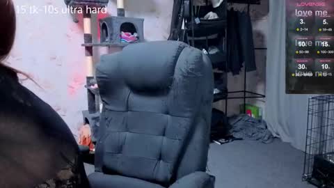 Snapshot of joan_wilson chatting on November 23, 10:20 pm joan_wilson online show from November 23, 10:20 pm