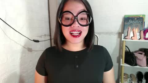 Joana online show from February 2, 7:35 pm