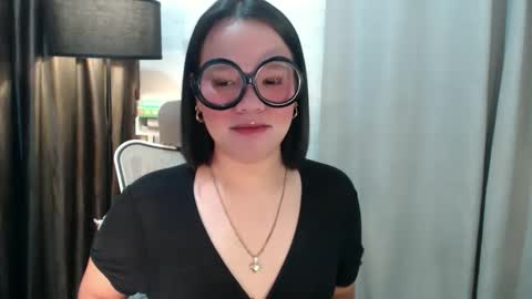 Joana online show from September 13, 9:25 pm