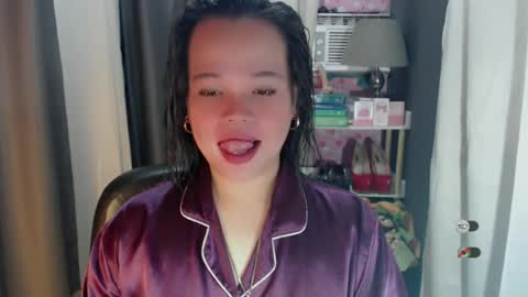 Joana online show from June 17, 11:05 pm
