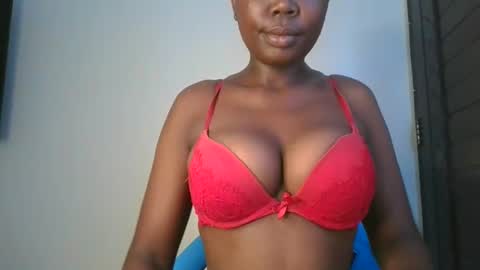 Snapshot of joankein_255 chatting on April 28, 4:50 am varl online show from April 28, 4:50 am