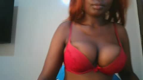 Snapshot of joankein_255 chatting on May 28, 4:21 am varl online show from May 28, 4:21 am