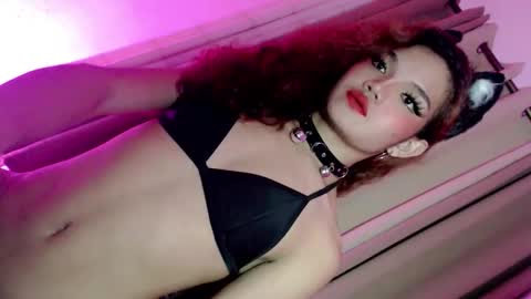 joanna_johnson online show from September 9, 5:45 pm