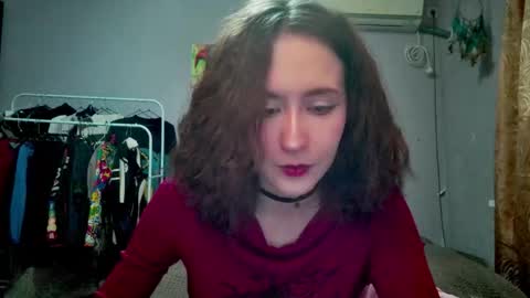 Joannatompson online show from October 1, 12:05 am